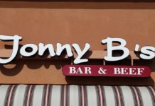 Johnny B's Bar & Beef - Mankato, MN