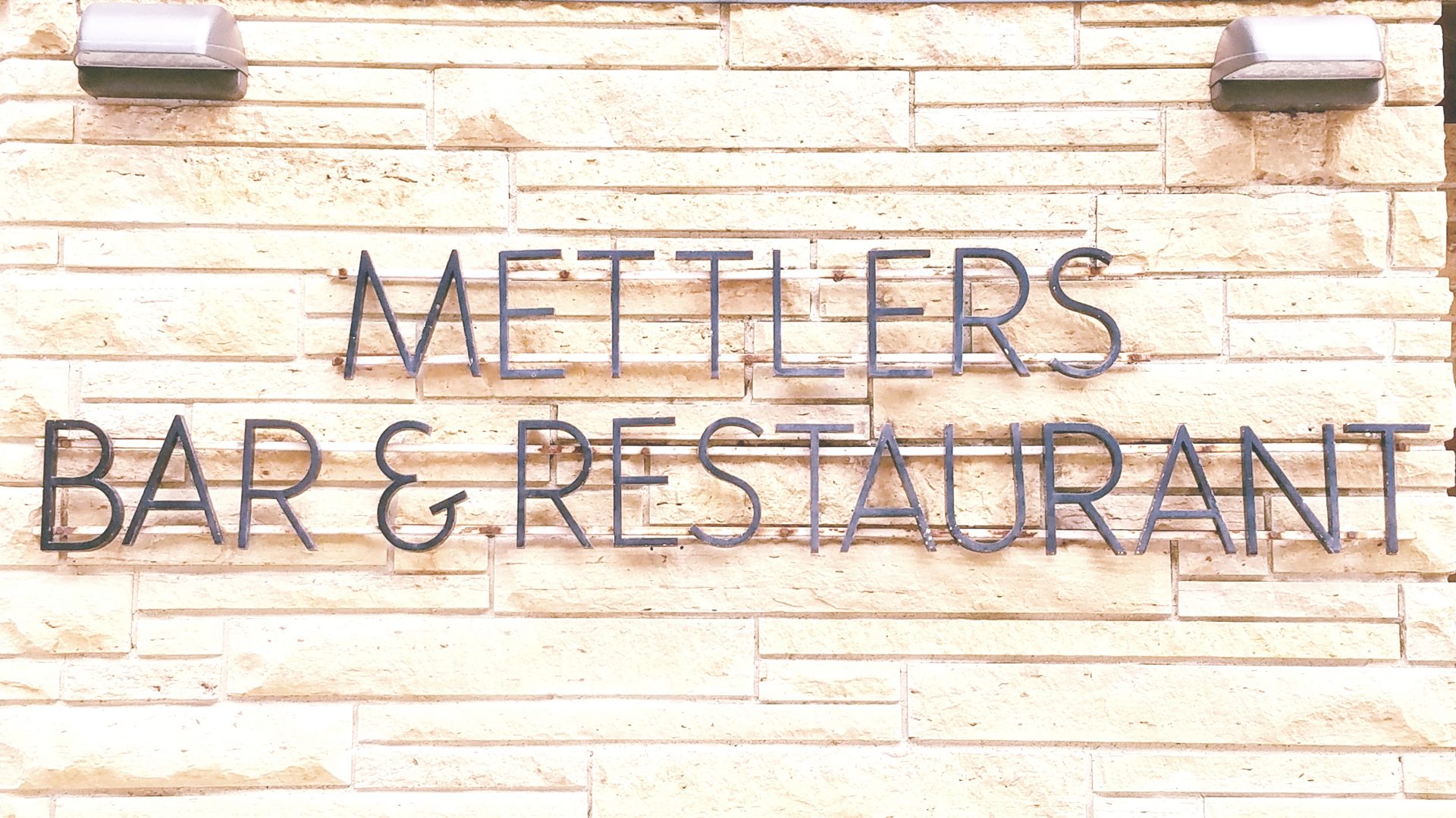 Mettlers Bar & Restaurant MankatoLIFE