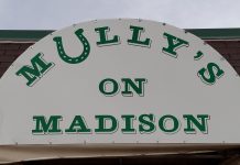 Mullys On Madison - Mankato, MN