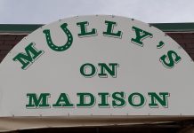 Mullys On Madison - Mankato, MN