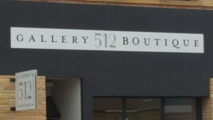 Gallery 512