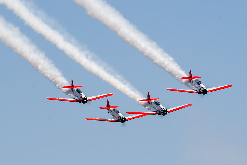 Photo by Rick Pepper - 2012 Mankato Air Show - The entire Shell Aerobatic team during the opening ceremony