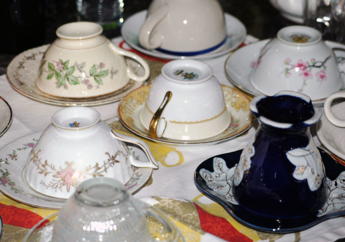 Photo by Don Lipps - Assorted tea cups at Curiosi-Tea House, North Mankato