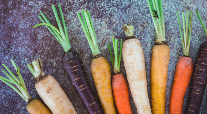 Organic Rainbow Colored Carrots