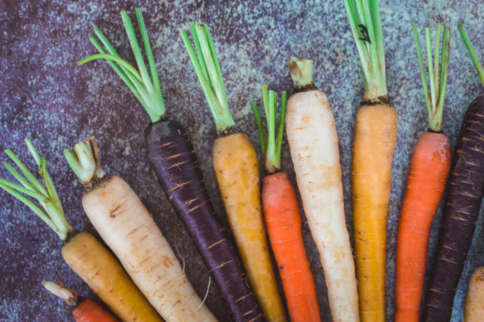 Organic Rainbow Colored Carrots