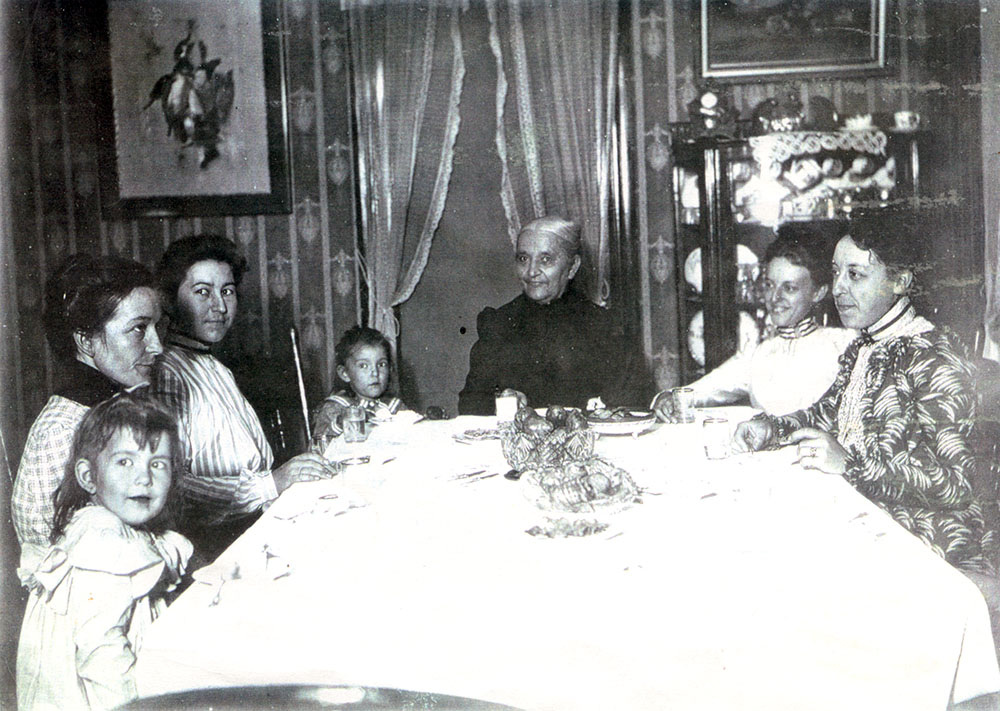 Photo courtesy of the Blue Earth County Historical Society - Taken at the home of William Bierbauer. Left to right: Lillian Bierbauer (daughter of Albert and Lillie), Lillie Heidel Bierbauer (wife of Albert), Ella Bierbauer (daughter of Wm & Louisa), Vera Bierbauer (daughter of Albert & Lillie), Louisa (Mrs. Wm) Bierbauer, Olga Bierbauer, Laura Heimbach Schiedknecht.