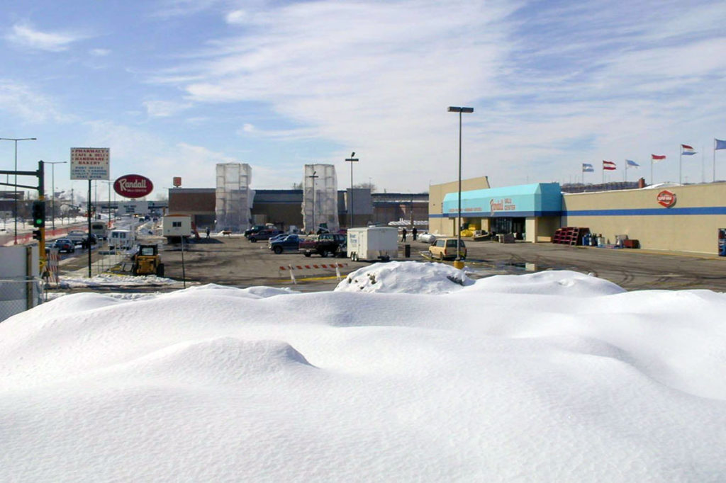 Randall's in 2001 with the new Cub West under construction in the background