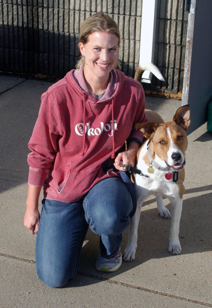 Photo by Don Lipps - Key City Kennel Club Basic Obedience class attendees Jamie Christianson and Kobe