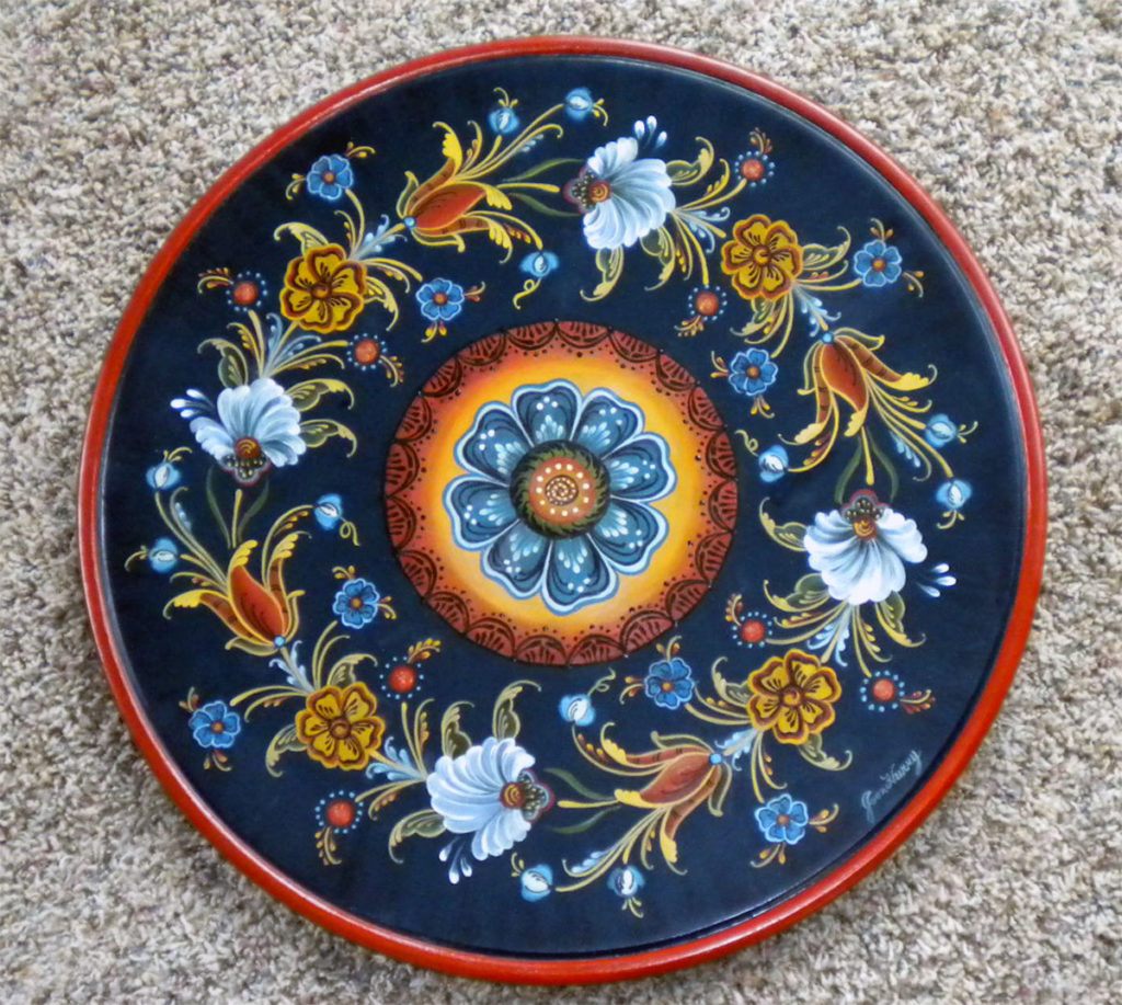 Rosemaled plate - painted and photographed by Joan Hurry.