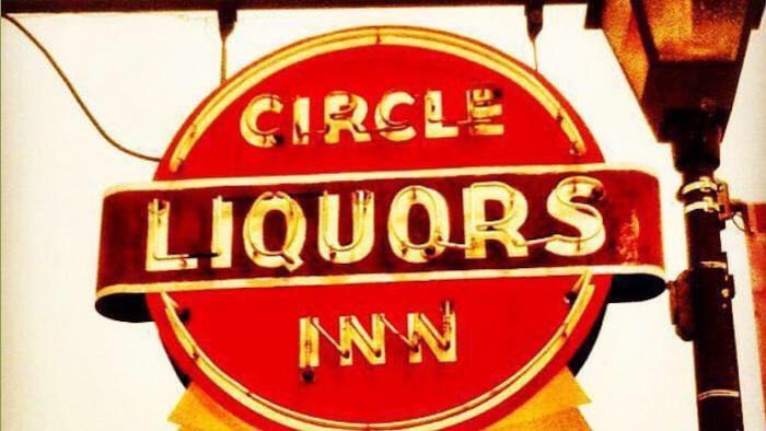 Circle Inn Bar